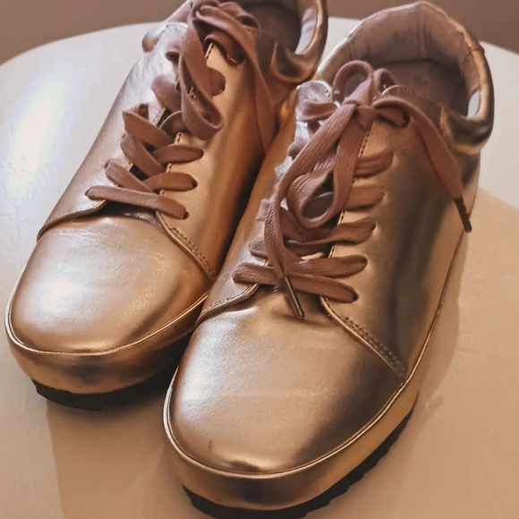 ELK shoes - Picture 2 of 6